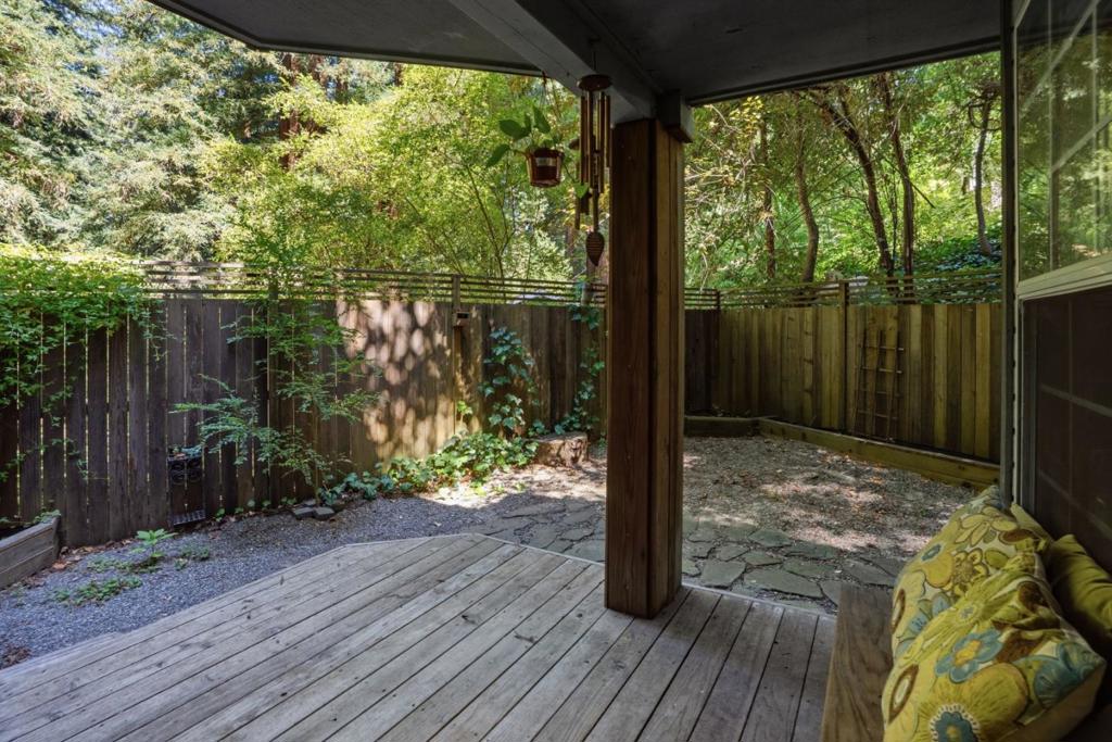 110 Azalea Way Property Photo 24