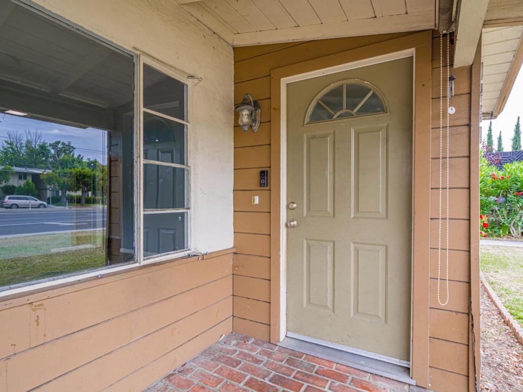 1436 Saratoga Avenue Property Photo 5