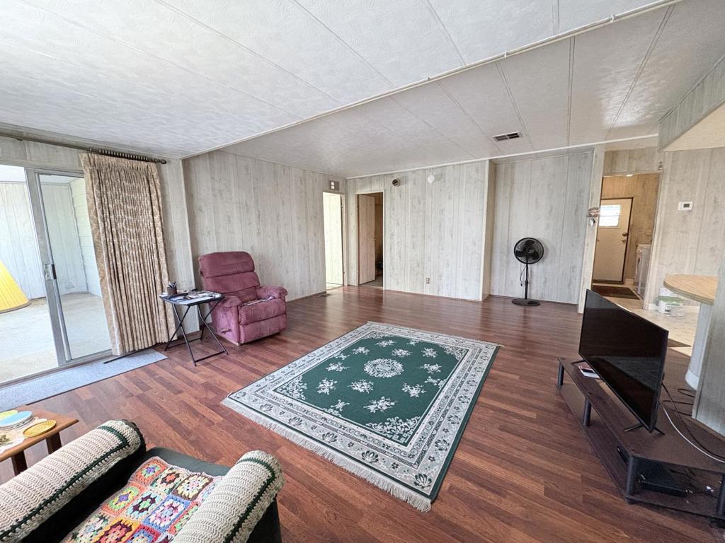 493 Seema Circle 493 Property Photo 6