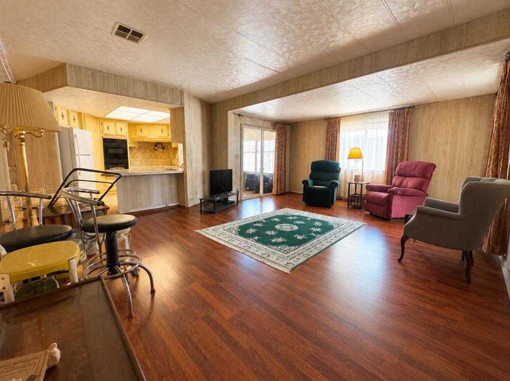 493 Seema Circle 493 Property Photo 7