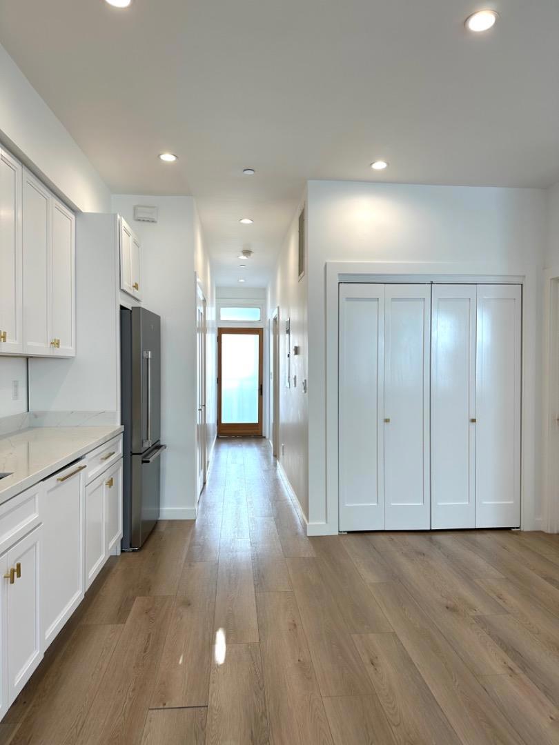 1372 Natoma Street Property Photo 9