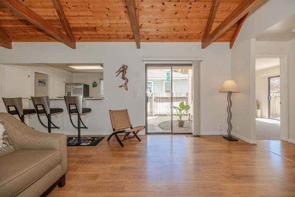 702 Beverly Avenue Property Photo 13
