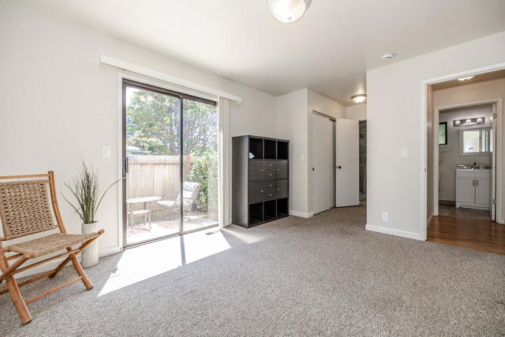 702 Beverly Avenue Property Photo 25