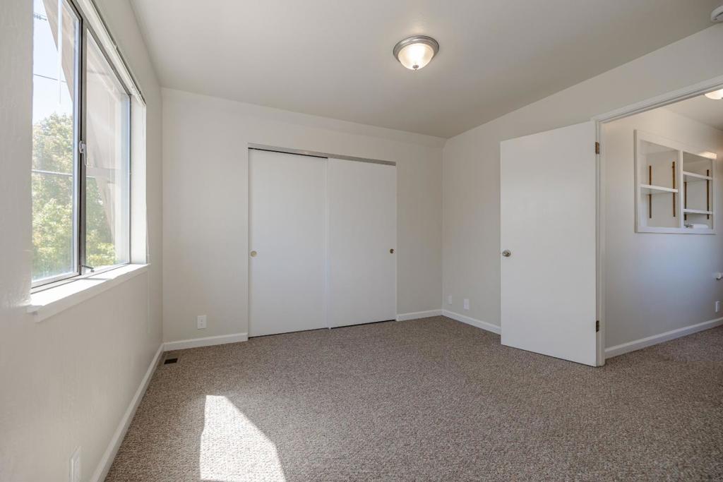 702 Beverly Avenue Property Photo 35