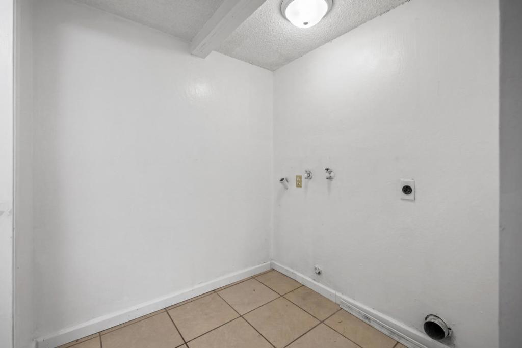540 Salem Way Property Photo 13