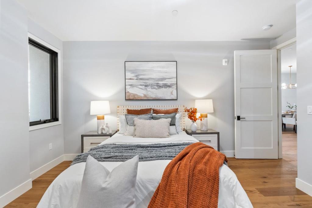 221 Hope Street Property Photo 18