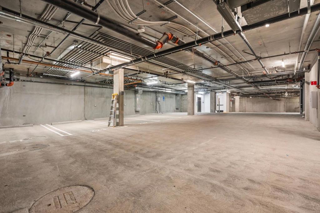 221 Hope Street Property Photo 42