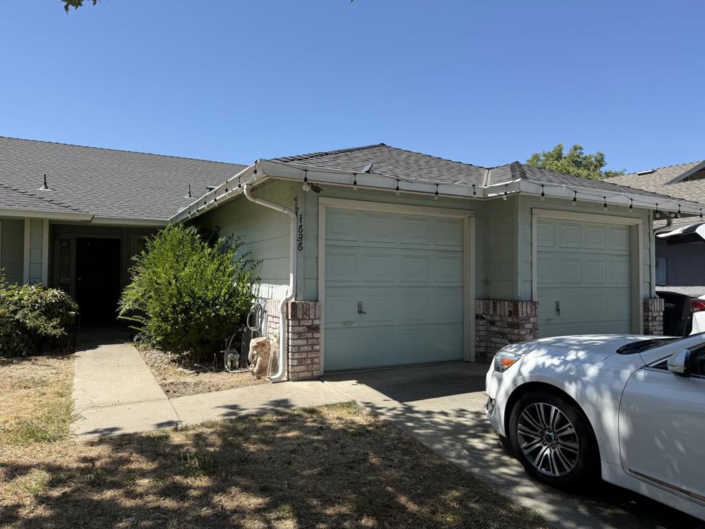1636 Cavern Way Property Photo 1