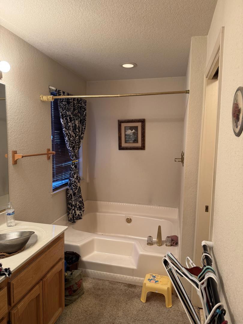 1636 Cavern Way Property Photo 6