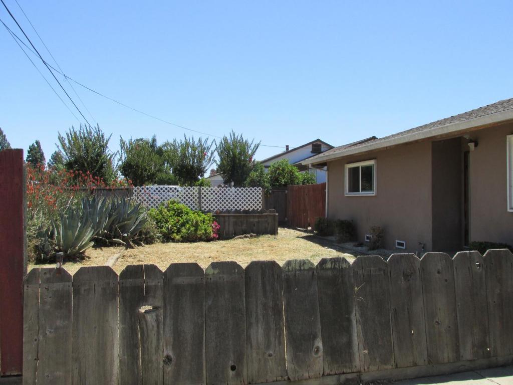 3020 Airline Highway Property Photo 10