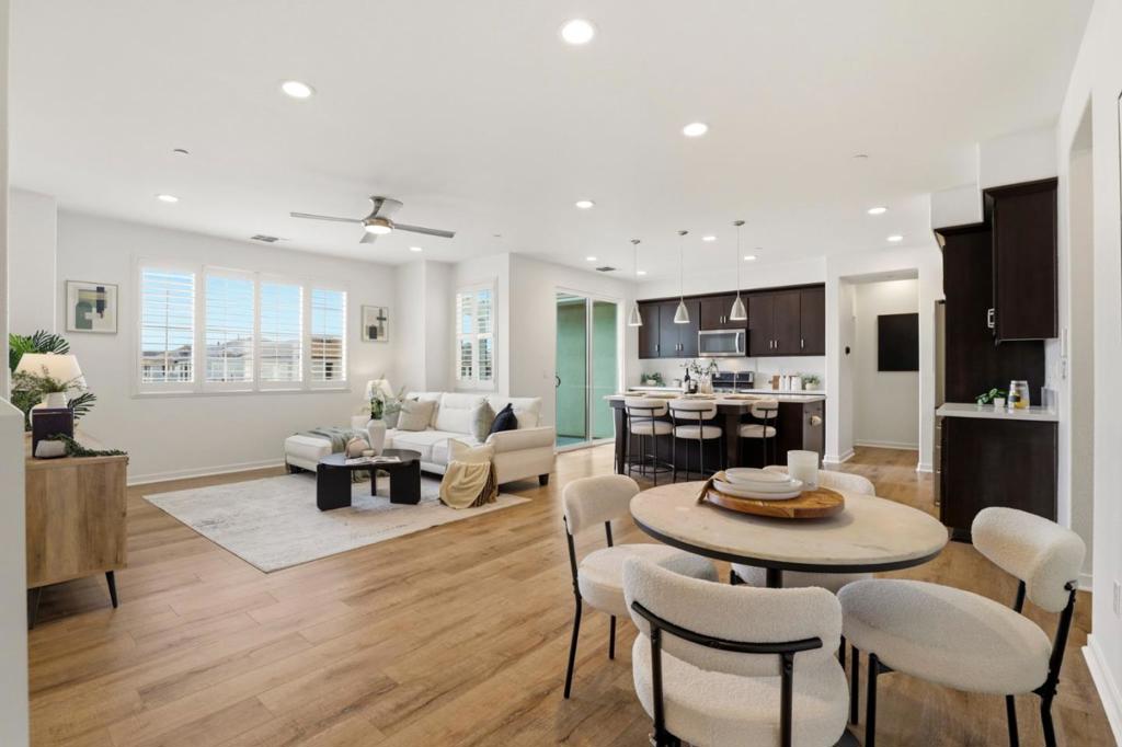 37665 Breakers Road Property Photo 1