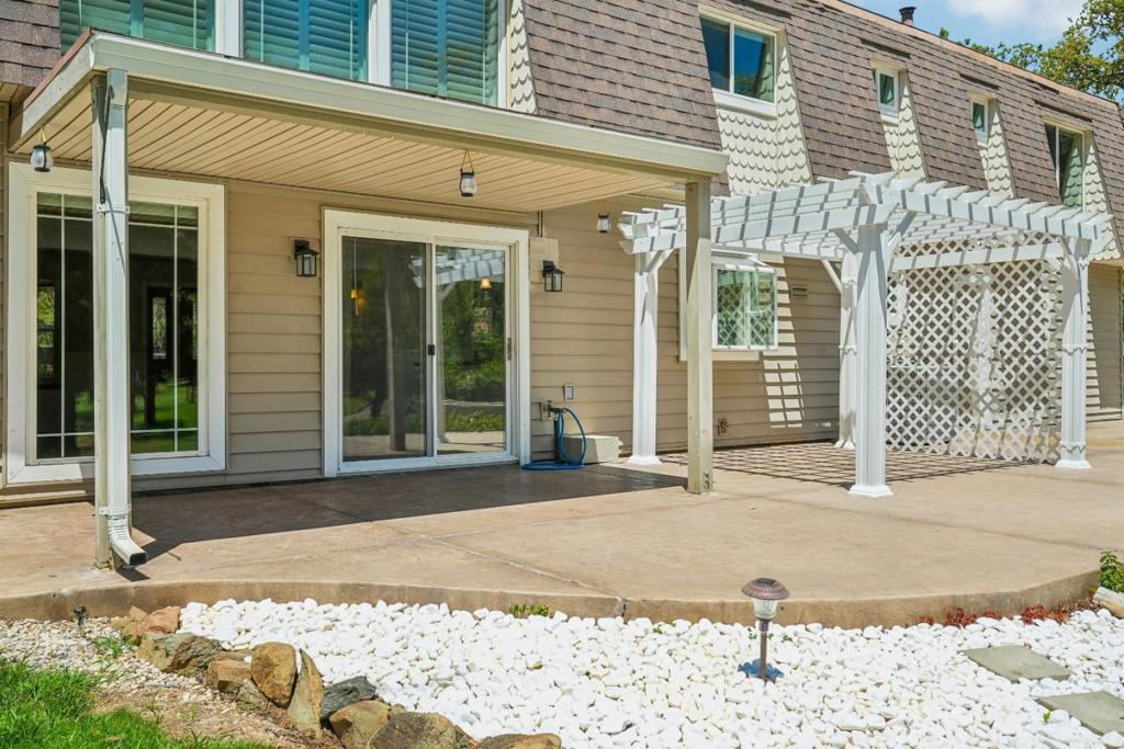 12007 Torrey Pines Drive Property Photo 29