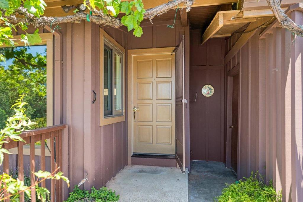 27255 Loma Prieta Way Property Photo 2