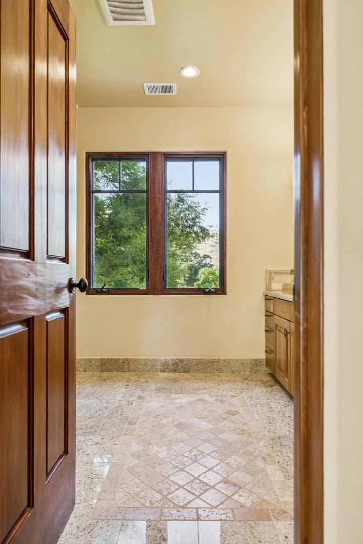 1295 Lions Peak Lane Property Photo 55