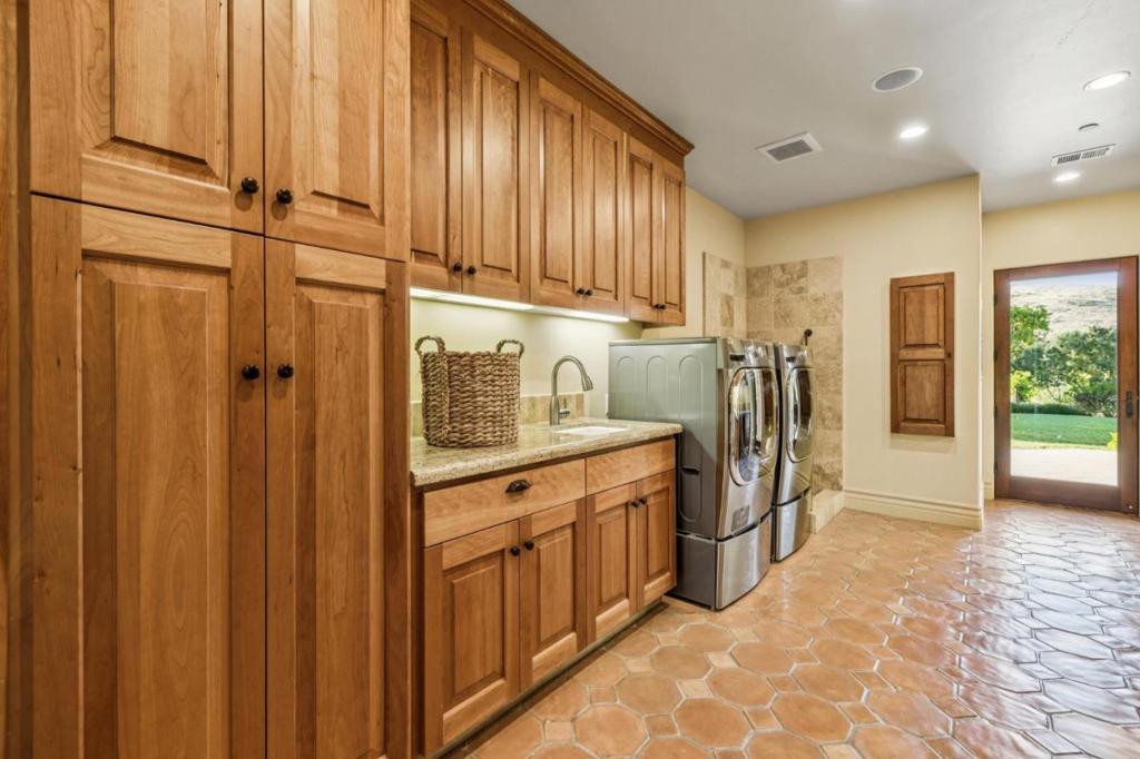 1295 Lions Peak Lane Property Photo 73