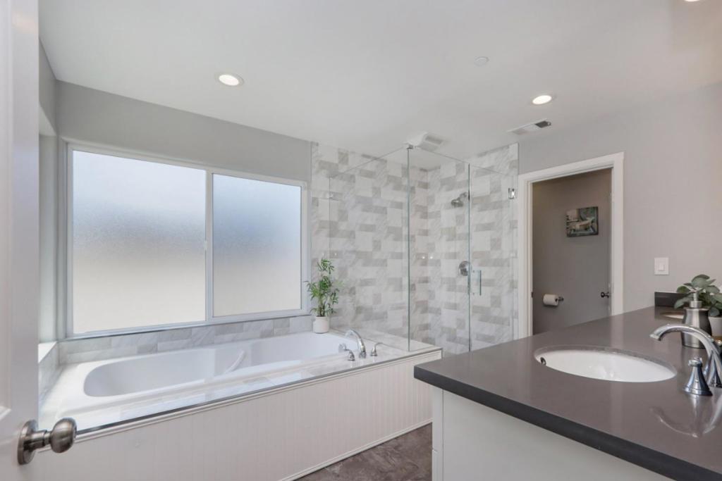 52 Murray Court Property Photo 20