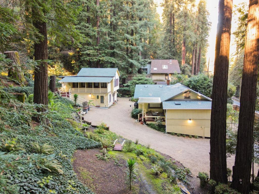 8787 Highway 9 Property Photo 5