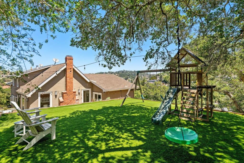 103 Winding Way Property Photo 46