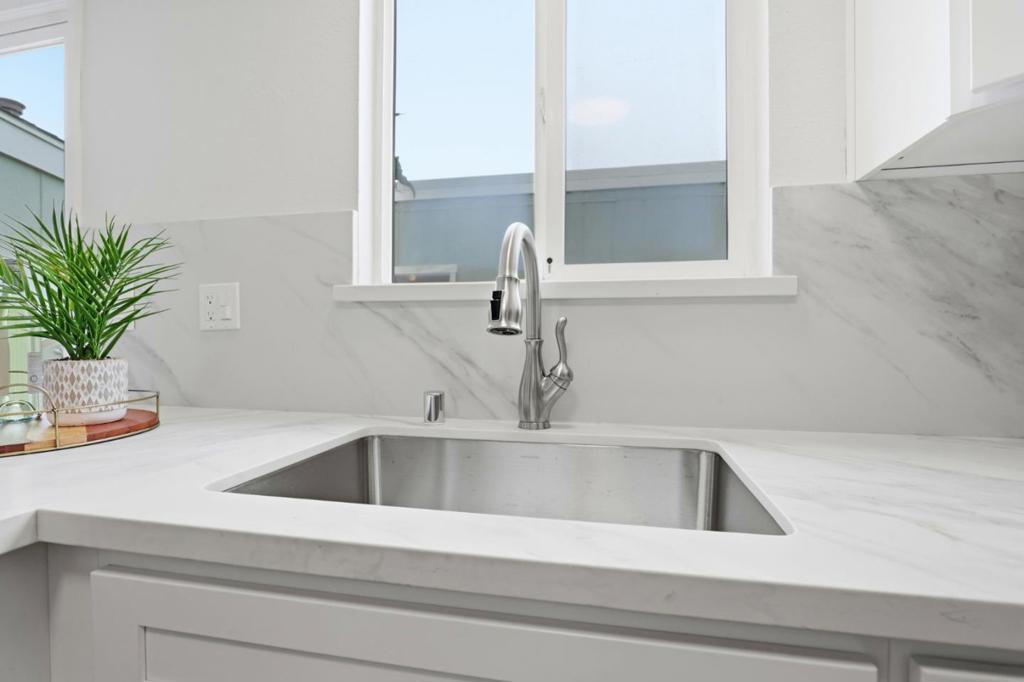 163 Harbor Oaks Circle Property Photo 10
