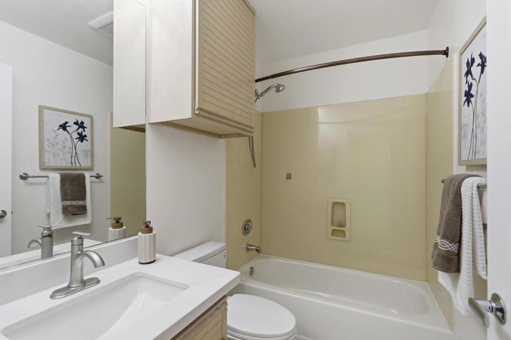 410 Milan Drive 220 Property Photo 32
