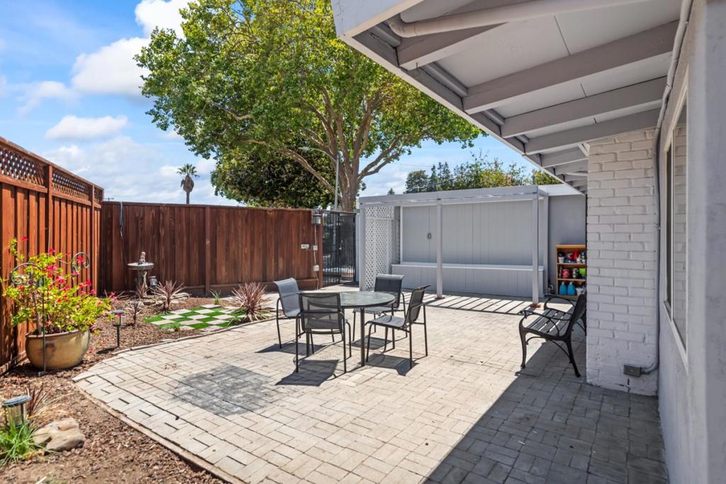 1496 Mcpherson Street Property Photo 2