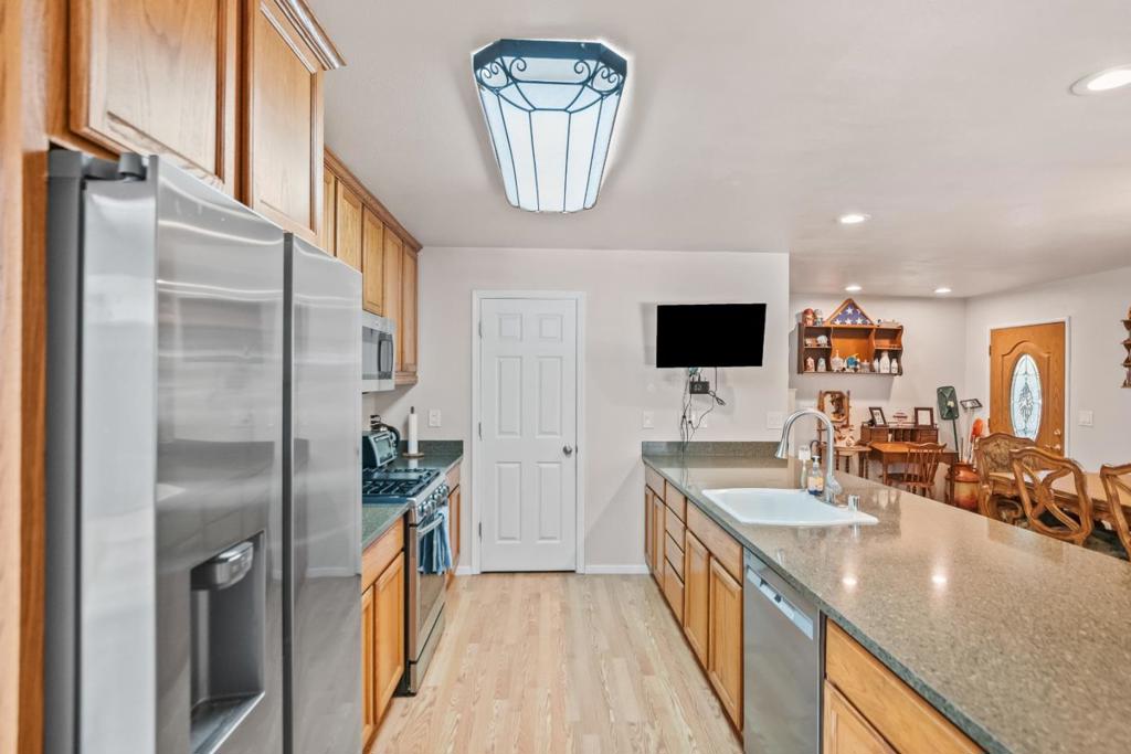 1496 Mcpherson Street Property Photo 8