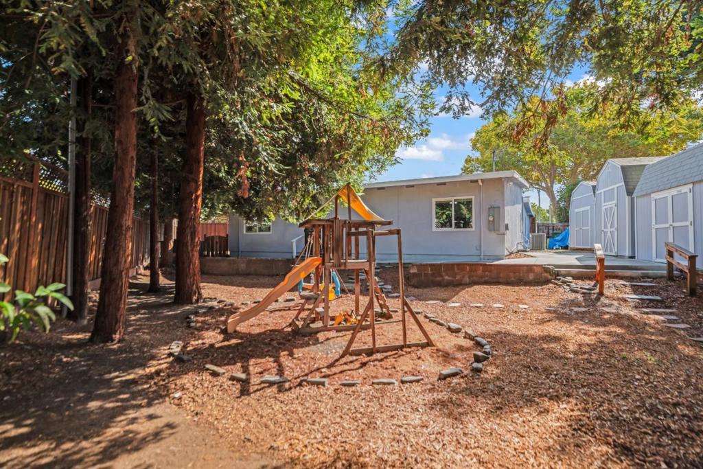 1496 Mcpherson Street Property Photo 22