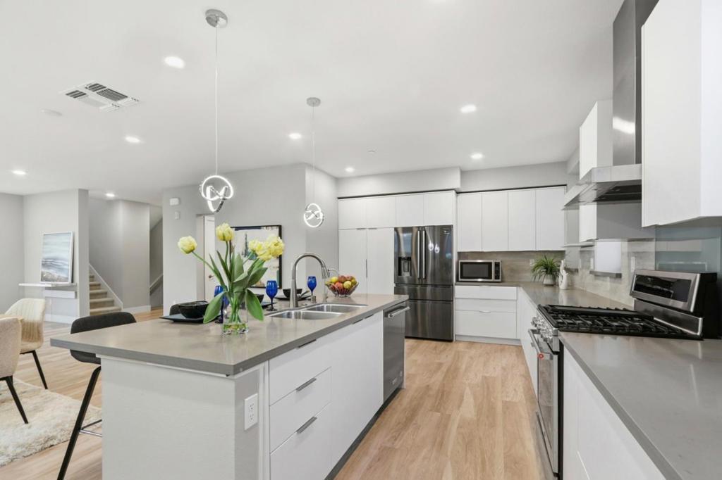 1427 Lavender Loop Property Photo 8