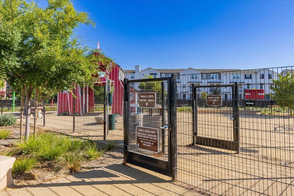 1427 Lavender Loop Property Photo 45