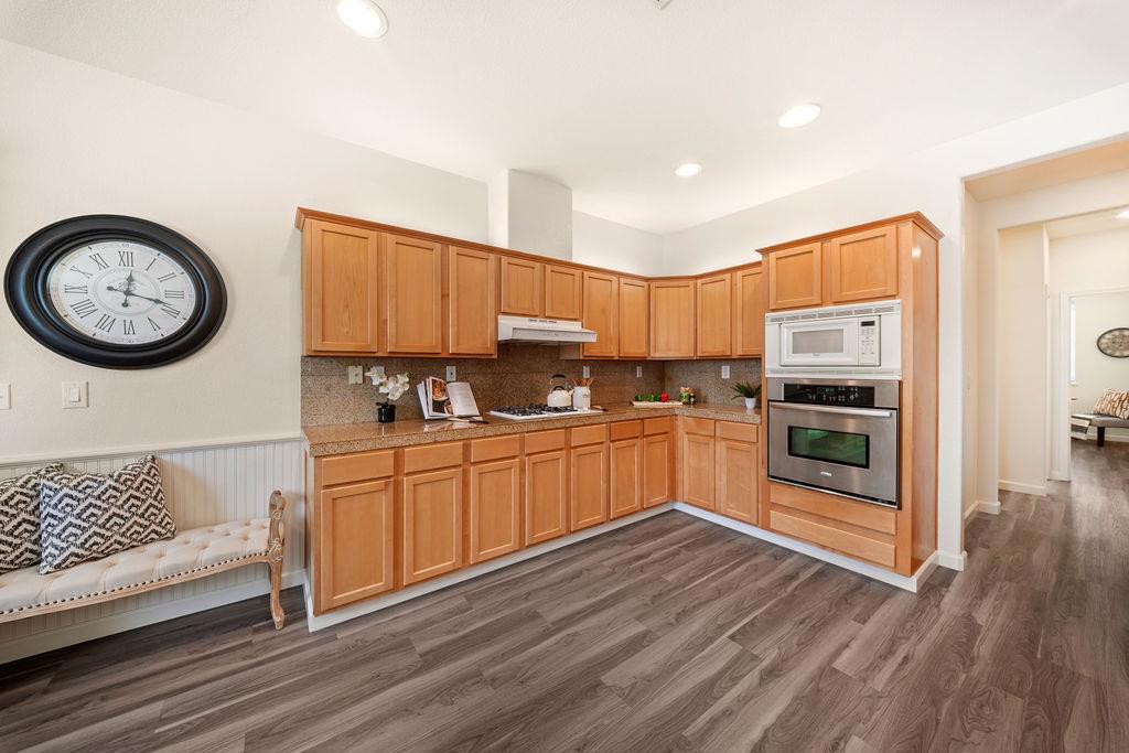 4505 Wagon Trail Way Property Photo 18