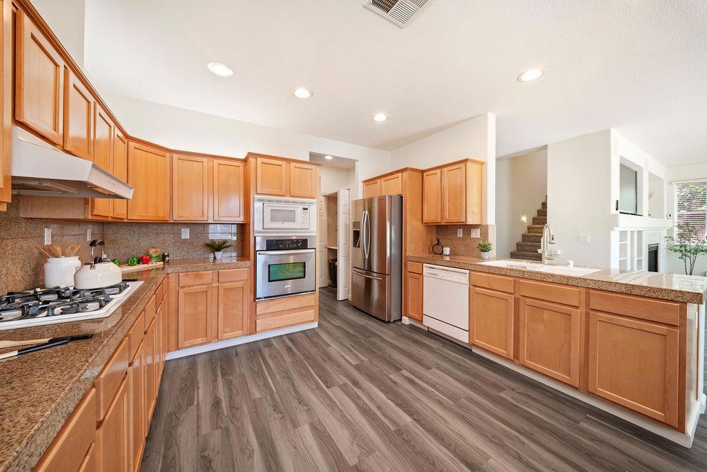 4505 Wagon Trail Way Property Photo 19