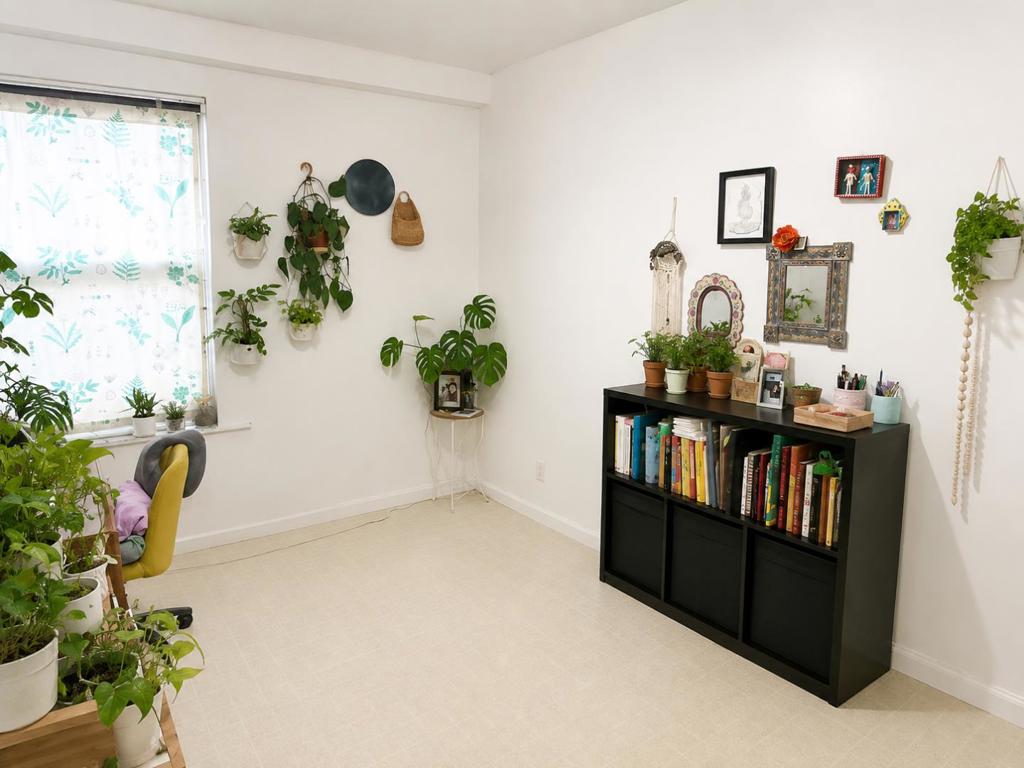 670 Commercial Street Property Photo 10