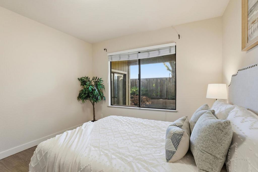 2101 Darnis Circle Property Photo 16