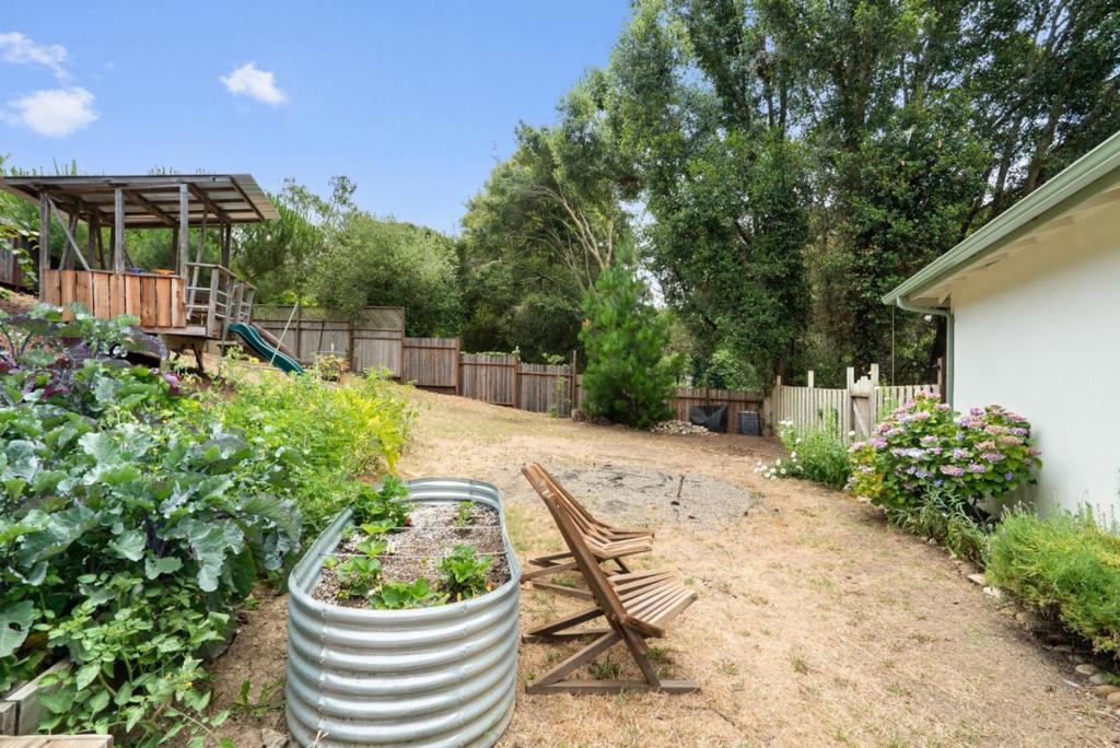 112 Siesta Court Property Photo 29