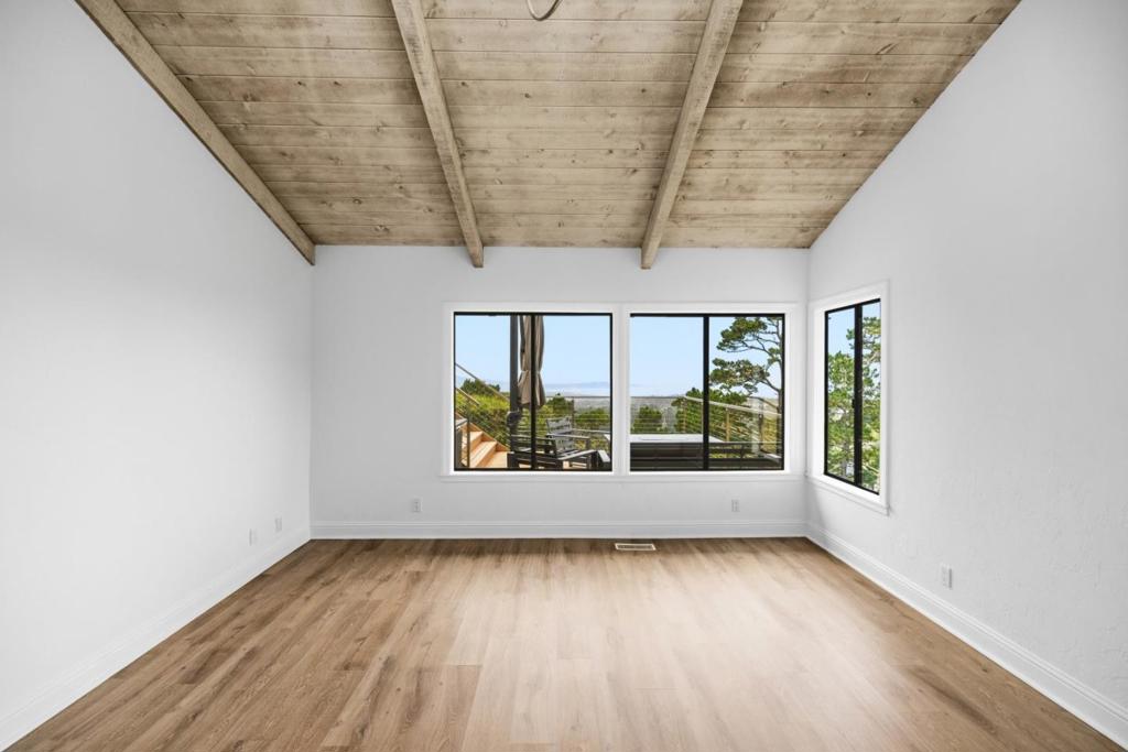 25000 Pine Hills Drive Property Photo 20