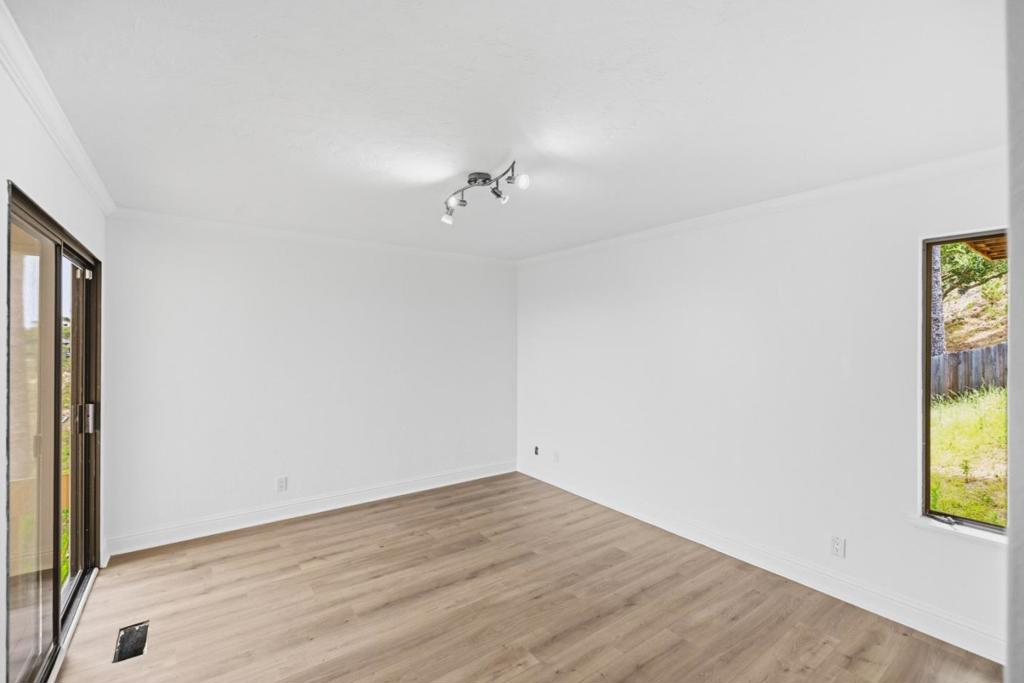 25000 Pine Hills Drive Property Photo 43