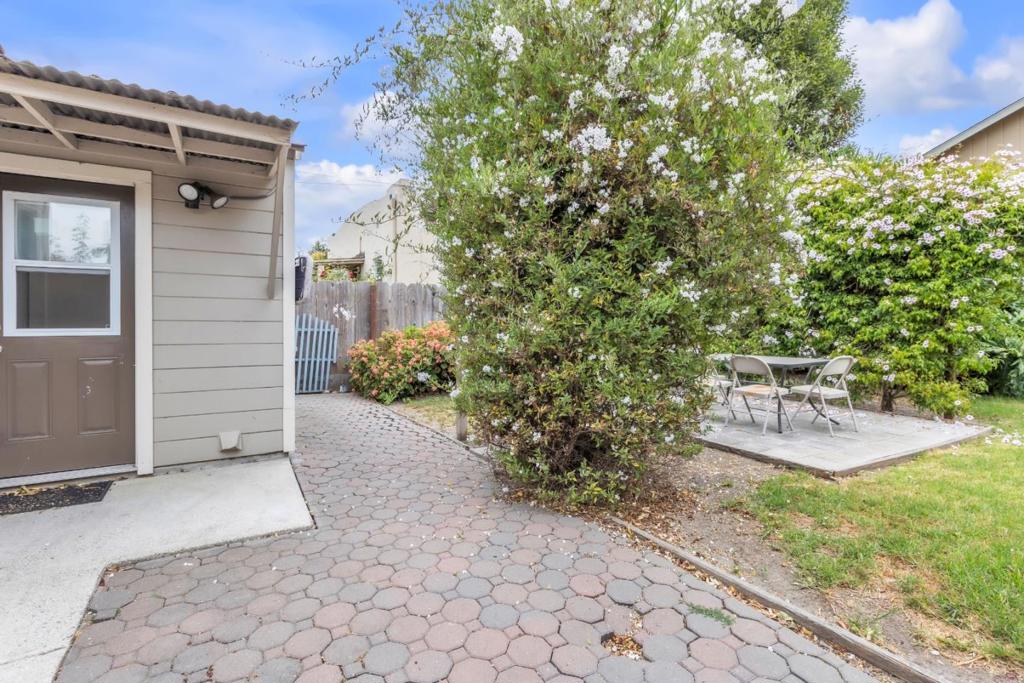 612 Central Avenue Property Photo 25