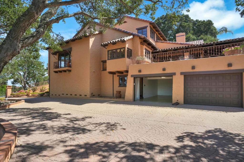 15295 Kennedy Road Property Photo 2