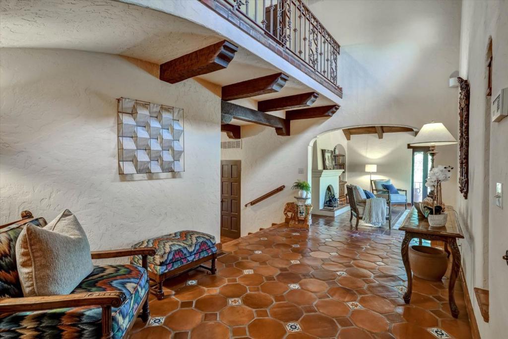 15295 Kennedy Road Property Photo 4