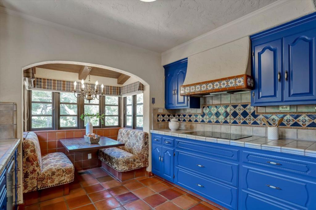 15295 Kennedy Road Property Photo 11