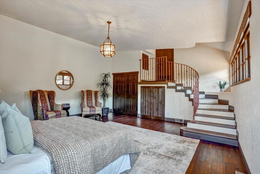 15295 Kennedy Road Property Photo 15