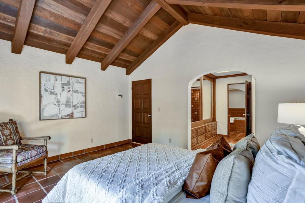 15295 Kennedy Road Property Photo 25