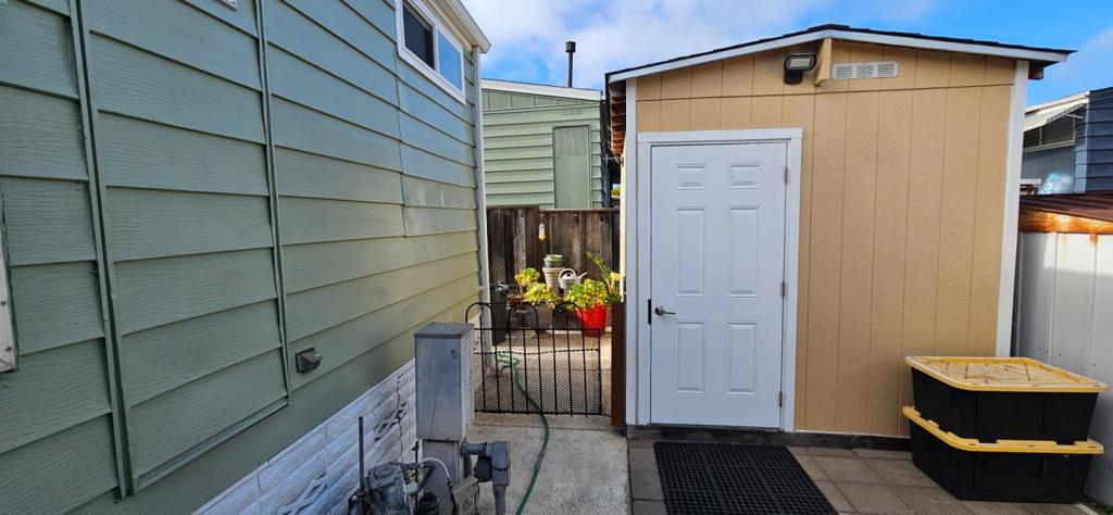 ML82053477 Property Photo 28