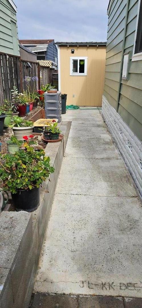 ML82053477 Property Photo 29