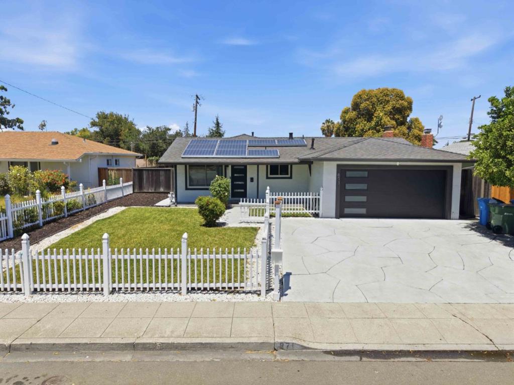 871 Clyde Avenue Property Photo 43