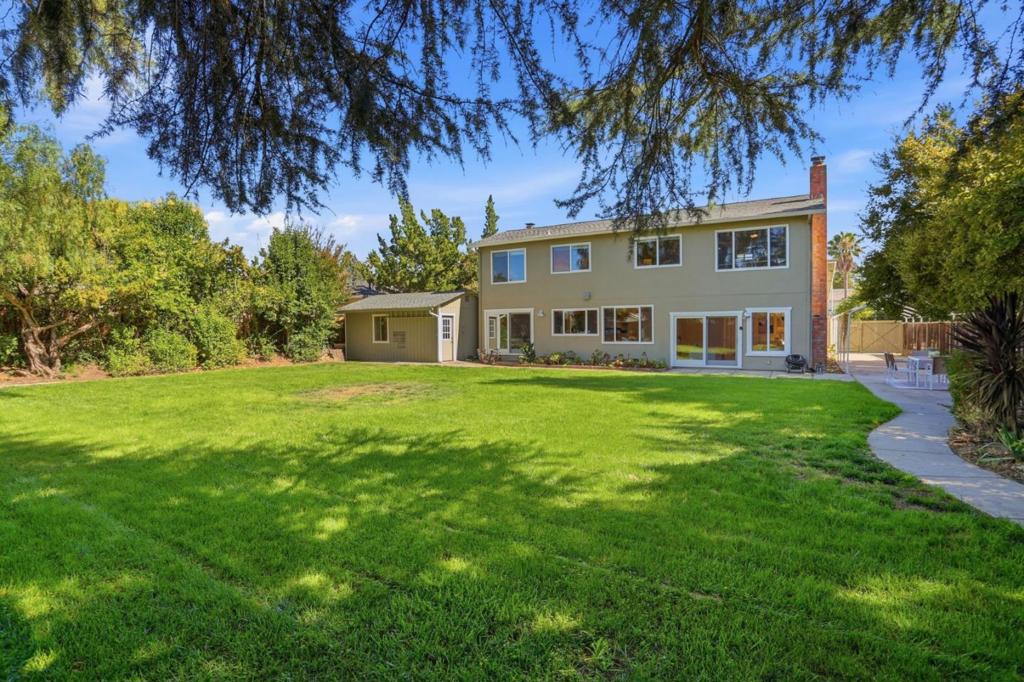 560 Tawny Drive Property Photo
