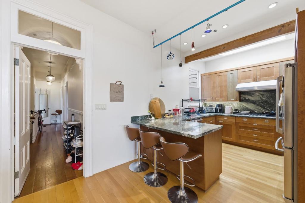 323327 San Jose Avenue Property Photo 8