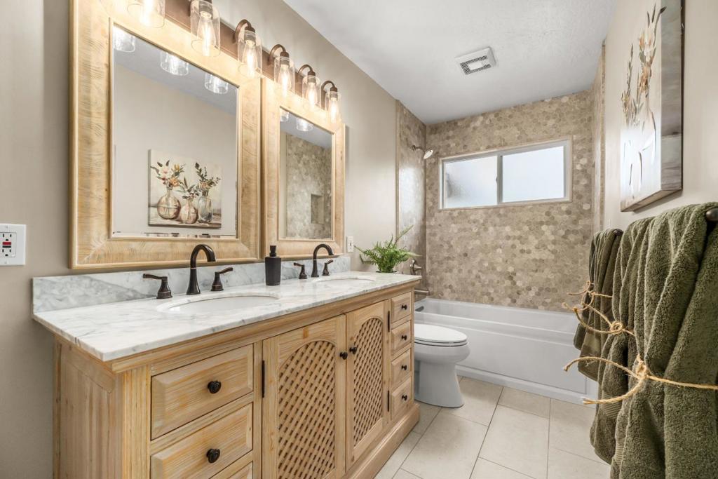 144 Bowen Avenue Property Photo 25
