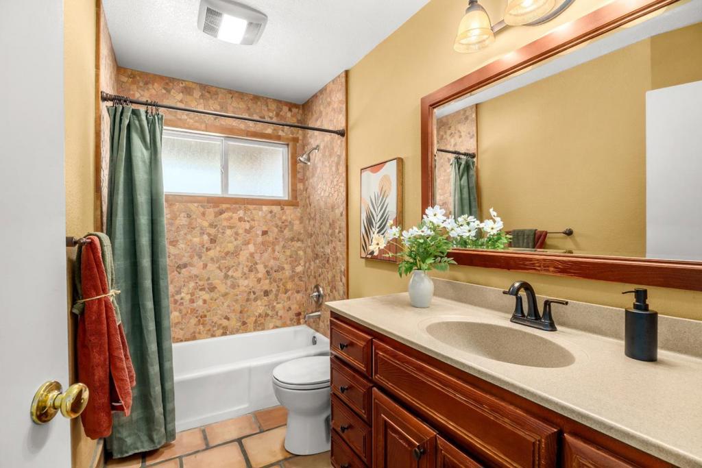 144 Bowen Avenue Property Photo 27