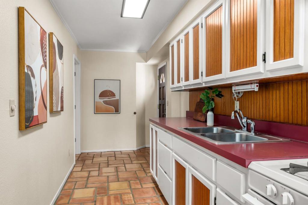 144 Bowen Avenue Property Photo 31